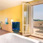Casa Del Vento 10, Emma Villa *