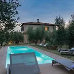 Casa Del Vento 10, Emma Villa *