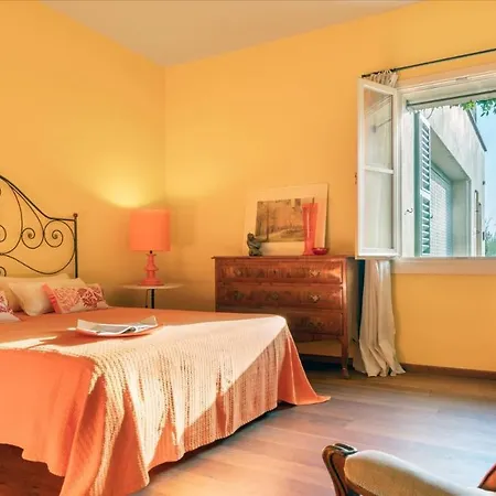 Casa Del Vento 10, Emma Villa *