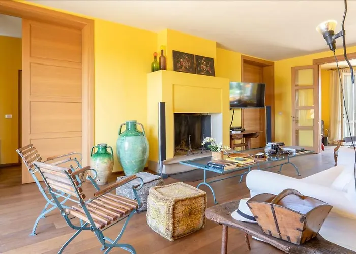 Casa Del Vento 10, Emma Villa Bibbona