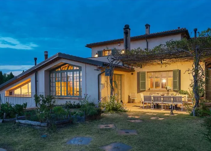 Casa Del Vento 10, Emma Villa