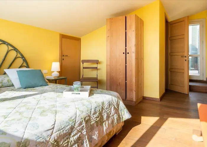 Casa Del Vento 10, Emma Villa *