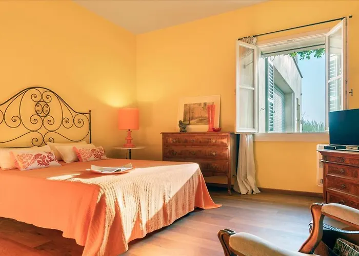 Casa Del Vento 10, Emma Villa *