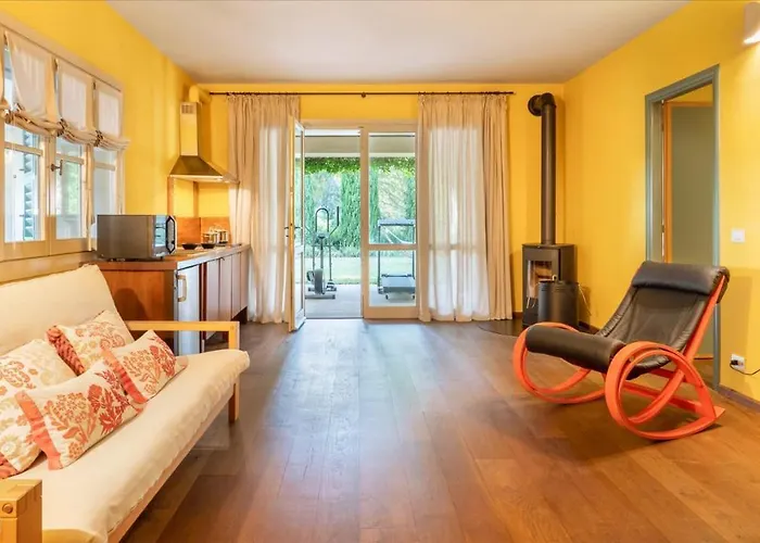Casa Del Vento 10, Emma Villa *