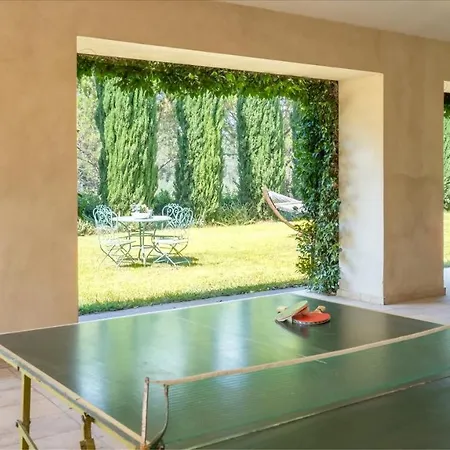 Casa Del Vento 10, Emma